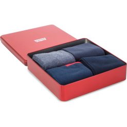 Zestaw 4 par wysokich skarpet męskich LEVI'S - 983032001 516. Niebieskie skarpetki męskie z elastanu. Za 99,99 zł.