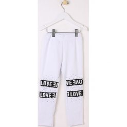 Legginsy dziewczęce: Legginsy w kolorze białym
