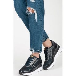 Buty ślubne damskie: Buty sportowe na koturnie JAZMIN