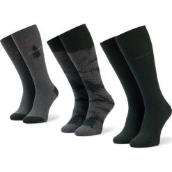Zestaw 3 par wysokich skarpet męskich BOSS - 3P Rs Gift Set Cc 50420242 301. Szare skarpetki męskie Boss, bez wzorów, z elastanu. W wyprzedaży za 109,00 zł.
