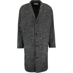 Topman PRINCE Płaszcz wełniany /Płaszcz klasyczny black. Czarne płaszcze na zamek męskie Topman, m, z materiału, klasyczne. W wyprzedaży za 407,20 zł.
