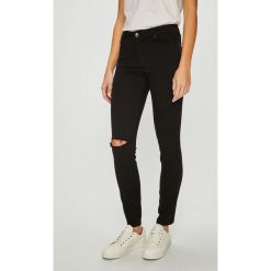 Armani Exchange - Jeansy. Czarne rurki damskie Armani Exchange, z bawełny. Za 489,90 zł.