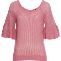 Sweter dzianinowy bonprix dymny różowy. Różowe swetry damskie bonprix, bez wzorów, z dzianiny, z krótkim rękawem, krótkie, bez kaptura. Za 37,99 zł.