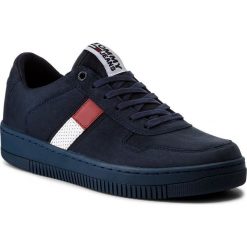 Sneakersy TOMMY JEANS - Tj Nubuck Basket Sneaker EM0EM00085 Ink 006. Niebieskie sneakersy męskie Tommy Jeans, na co dzień, bez wzorów, z jeansu, bez zapięcia. W wyprzedaży za 379,00 zł.