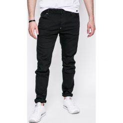 G-Star Raw - Jeansy. Czarne jeansy męskie marki G-Star RAW, bez wzorów, retro. W wyprzedaży za 279,90 zł.