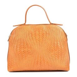 Torebki klasyczne damskie: Skórzana torebka w kolorze koniaku – (S)34 x (W)27 x (G)16 cm