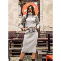 SUKIENKA BEATRICE GREY. Szare sukienki damskie Fanaberia.com, s, bez wzorów, z materiału, z długim rękawem, długie, bez kaptura. Za 99,00 zł.