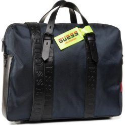Torba na laptopa Guess Dan (NYLON) HMDNNY P0213. Czarne torby na laptopa Guess, z aplikacjami, z nylonu. W wyprzedaży za 379,00 zł.