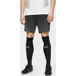 Spodenki piłkarskie męskie 4F Football Team. Spodenki i szorty męskie xl, bez wzorów, z dzianiny. Za 79,99 zł.