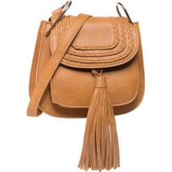 Torebka DEEZEE - RC17933 Camel. Pomarańczowe listonoszki damskie DeeZee, bez wzorów, ze skóry ekologicznej, bez dodatków. Za 99,99 zł.