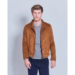 Kurtka w kolorze jasnobrązowym. Pomarańczowe płaszcze męskie Cacharel, m, klasyczne. W wyprzedaży za 579,95 zł.
