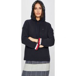 Tommy Hilfiger - Bluza. Szare bluzy damskie TOMMY HILFIGER, s, z nadrukiem, z bawełny, bez rękawów, z kapturem. W wyprzedaży za 379,90 zł.