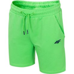 Spodenki dresowe chłopięce (122-164) JSKMD209A - soczysta zieleń neon. Żółte dresy chłopięce 4F JUNIOR, bez wzorów, z elastanu. W wyprzedaży za 39,99 zł.