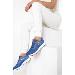 Niebieskie Buty Sportowe No Compromise. Niebieskie buty sportowe damskie Born2be, bez wzorów, sportowe. W wyprzedaży za 74,99 zł.