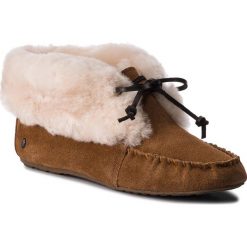 Kapcie EMU AUSTRALIA - Burra W11797 Chestnut. Pomarańczowe klapki damskie EMU Australia, bez wzorów, ze skóry, bez obcasa. W wyprzedaży za 299,00 zł.