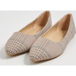 Baleriny w kratę - Wielobarwny. Baleriny damskie Sinsay, bez wzorów, bez obcasa. Za 29,99 zł.