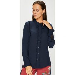 Scotch & Soda - Koszula. Niebieskie bluzki damskie Scotch & Soda, s, bez wzorów, z poliesteru, klasyczne, z włoskim kołnierzykiem, z długim rękawem. W wyprzedaży za 239,90 zł.