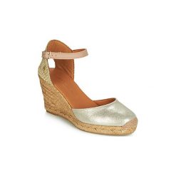 Sandały KG by Kurt Geiger MONTY. Szare sandały damskie marki KG by Kurt Geiger, bez wzorów, bez obcasa, bez zapięcia. Za 509,00 zł.