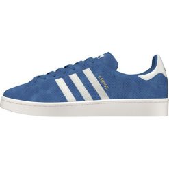 Granatowe Buty adidas Originals Campus M CQ2079. Niebieskie buty sportowe męskie Adidas, ze skóry, z paskami, do koszykówki. W wyprzedaży za 399,00 zł.