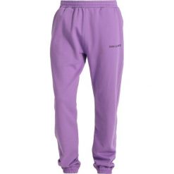 Spodnie dresowe męskie: Soulland DENT DRAWSTRING Spodnie treningowe violet