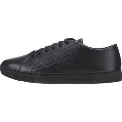 Emporio Armani Tenisówki Czarny. Czarne trampki męskie Emporio Armani, bez wzorów, ze skóry, na sznurówki. Za 865,95 zł.