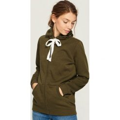 Dzianinowa bluza z kapturem - Khaki. Brązowe bluzy z kapturem damskie marki Sinsay, l, z dzianiny. Za 49,99 zł.