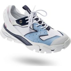 SNEAKERSY CLARICE Calvin Klein Jeans. Różowe sneakersy damskie Calvin Klein Jeans, z jeansu. W wyprzedaży za 599,40 zł.