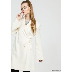 Trencz wiązany. Białe płaszcze damskie Pakamera, eleganckie. Za 999,00 zł.