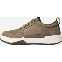 G-Star Raw - Buty Rackam Yard Low. Szare buty sportowe męskie G-Star RAW, ze skóry, na sznurówki. W wyprzedaży za 439,90 zł.