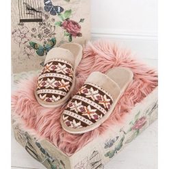 Kapcie damskie Natural Style NS-073 Beżowe. Brązowe kapcie damskie NATURAL STYLE, z bawełny. Za 30,00 zł.