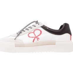 Trampki damskie slip on: Bronx Tenisówki i Trampki white/black