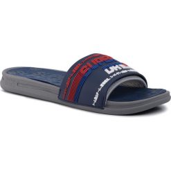 Klapki SUPERDRY - Crewe Racer Slide MF300006A Grey 05Q. Niebieskie klapki męskie Superdry, z tworzywa sztucznego, bez zapięcia. W wyprzedaży za 139,00 zł.