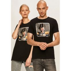 Capslab - T-shirt X Dragon Ball Z. Czarne topy damskie CapsLab, s, z nadrukiem, z bawełny, casualowe, z okrągłym kołnierzem. W wyprzedaży za 99,90 zł.