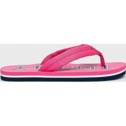 Tommy Hilfiger - Japonki dziecięce. Czerwone sandały dziewczęce TOMMY HILFIGER, z materiału, bez zapięcia. Za 119,90 zł.