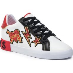 Sneakersy GUESS - Path FL8PAH ELE12 WHITE. Białe półbuty damskie Guess, ze skóry ekologicznej. Za 499,00 zł.
