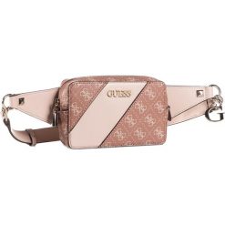 Saszetka nerka GUESS - Camy Mini HWSG77 41800 CINNAMON MINI. Różowe nerki damskie Guess, z aplikacjami, ze skóry ekologicznej, młodzieżowe, bez dodatków. Za 399,00 zł.