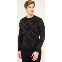 Sweter Superdry Academy Argyle M6100030A. Swetry męskie Superdry, m, bez wzorów, z wełny, klasyczne, z klasycznym kołnierzykiem, bez kaptura. W wyprzedaży za 229,00 zł.