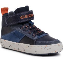 Sneakersy GEOX - J Alonisso B. C J042CC 022BU C0659 Navy/Orange. Niebieskie trampki chłopięce Geox, bez wzorów, z zamszu, bez zapięcia. Za 279,00 zł.