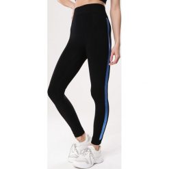 Czarno-Niebieskie Legginsy Idolized. Niebieskie legginsy damskie Born2be, xxl, bez wzorów, z dzianiny. Za 29,99 zł.