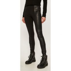 Desigual - Spodnie. Czarne spodnie damskie Desigual, s, z elastanu. W wyprzedaży za 199,90 zł.