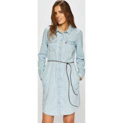 Levi's - Sukienka. Niebieskie długie sukienki damskie marki Levi's®, na co dzień, s, w paski, z bawełny, casualowe, z długim rękawem, długie, proste. Za 399,90 zł.
