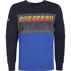 Superdry Bluza "Triple Drop Pop". Bluzy męskie Inni Producenci, bez wzorów, z tkaniny, z okrągłym kołnierzem, bez rękawów, bez kaptura. Za 249,00 zł.