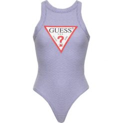 Body Guess W92P37 K8HT0. Fioletowe bluzki damskie Guess, xs, z aplikacjami, z bawełny, bez kołnierzyka, bez rękawów. W wyprzedaży za 129,00 zł.