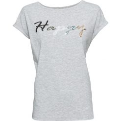 Shirt z cekinami bonprix szary melanż. Szare koszulki damskie bonprix, z napisami, bez kołnierzyka, bez rękawów. Za 59,99 zł.