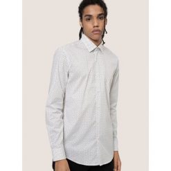 Koszula Hugo Kenno 50438015. Białe koszule męskie HUGO, m, bez wzorów, casualowe, bez kołnierzyka, bez rękawów. Za 479,00 zł.