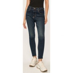 Levi's - Jeansy 720. Niebieskie jeansy damskie Levi's®, s, z podwyższonym stanem. Za 429,90 zł.