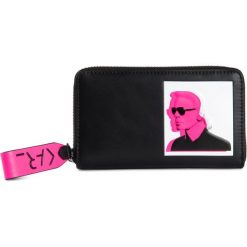 Damski Portfel Karl Lagerfeld. Czarne portfele damskie bez wzorów. Za 549,00 zł.