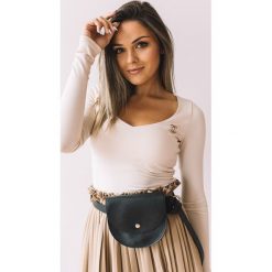 Bluzka Alex beige. Brązowe bluzki damskie Fanaberia.com, s, bez wzorów, bez kołnierzyka, bez rękawów. Za 59,00 zł.