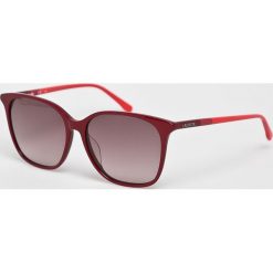 Lacoste - Okulary L787S.615. Czerwone okulary przeciwsłoneczne damskie Lacoste. Za 649,90 zł.