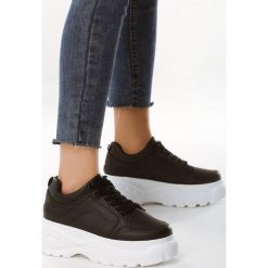 Czarne Sneakersy Fancied. Czarne sneakersy damskie Born2be, ze skóry. Za 79,99 zł.